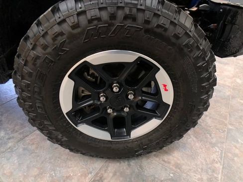 Used 2022 Jeep Wrangler Rubicon w/ Steel Bumper Group image 9