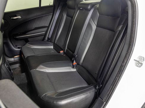 Used 2018 Dodge Charger GT AWD/4WD image 40