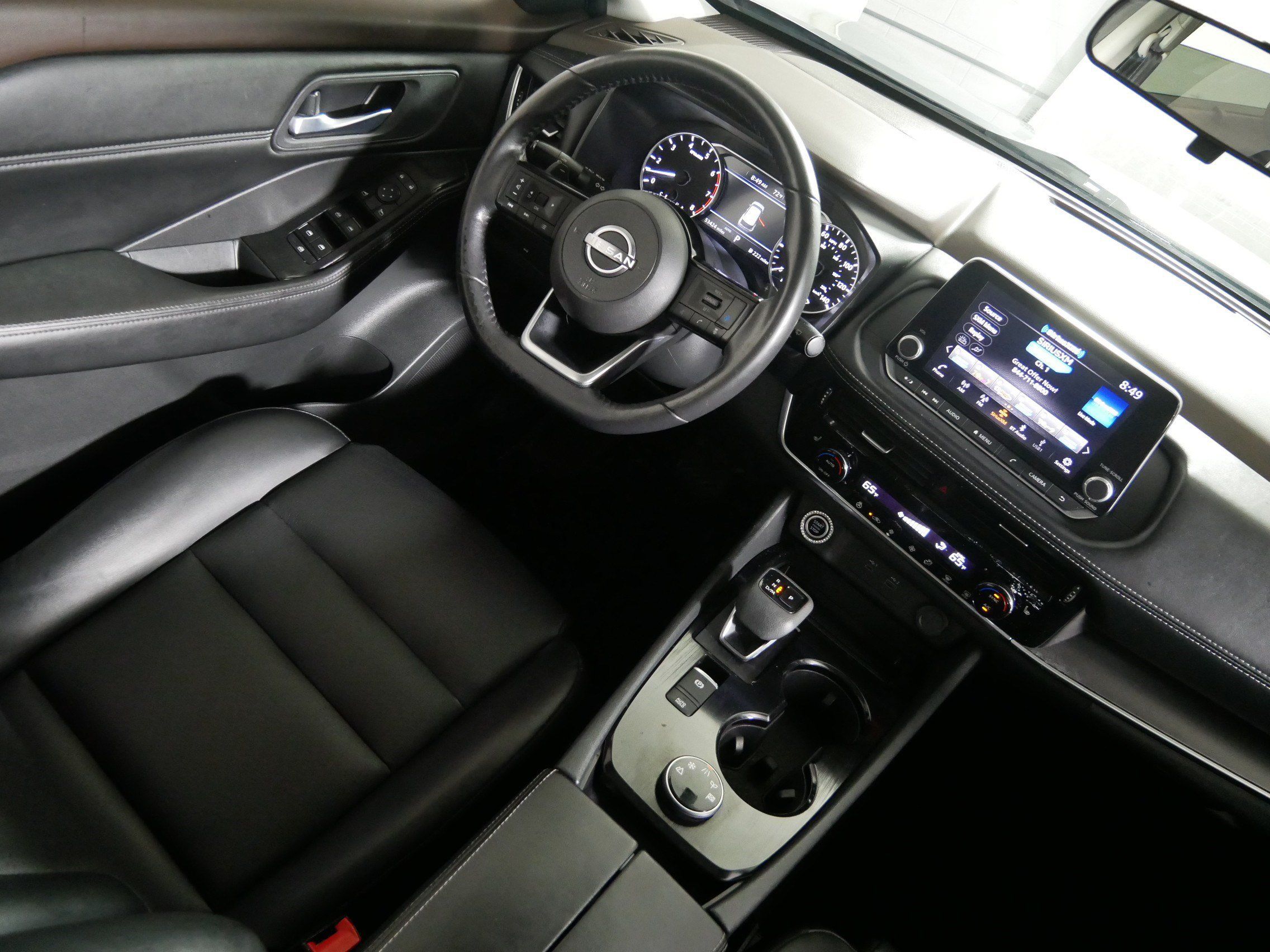 Used 2023 Nissan Rogue SV w/ SV Premium Package AWD/4WD image 9