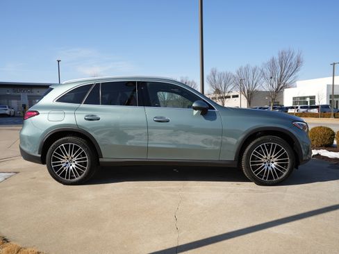 New 2026 Mercedes-Benz GLC 300 4MATIC image 8