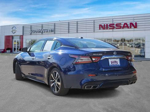 Used 2022 Nissan Maxima SV w/ Floor Mat Group image 8