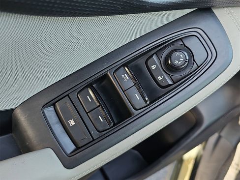 Used 2020 Subaru Forester w/ Alloy Wheel Package image 28