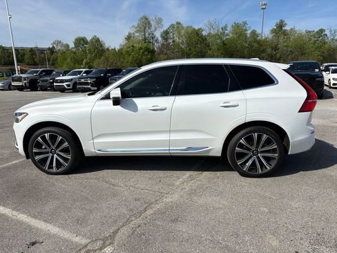Used 2023 Volvo XC60 B5 Ultimate w/ Climate Package image 2