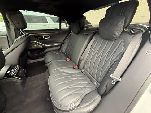 Used 2024 Mercedes-Benz S 63 AMG S image 29
