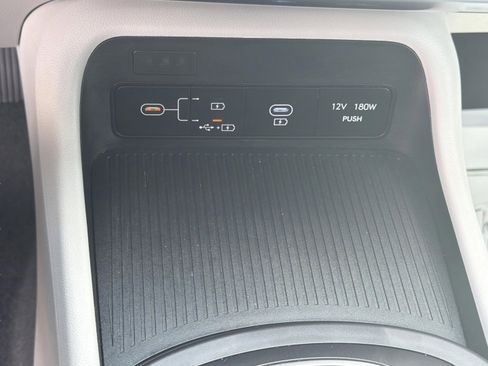 Used 2024 Hyundai Kona SEL FWD image 25
