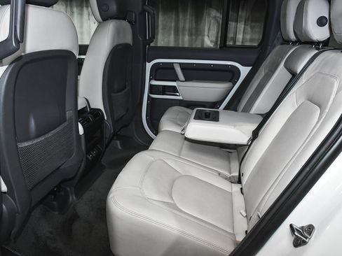 Used 2023 Land Rover Defender 110 S AWD/4WD image 44