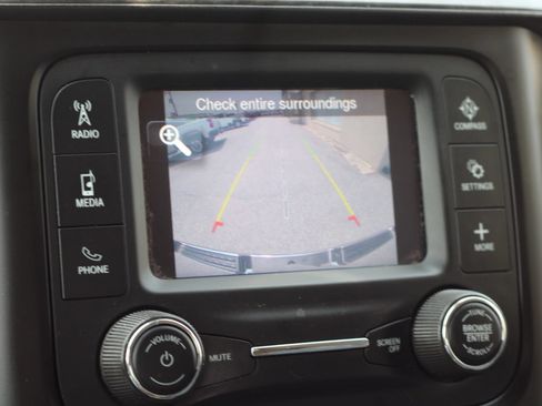 Used 2019 RAM 1500 Big Horn AWD/4WD image 19