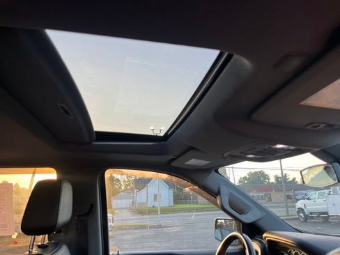 Used 2019 Chevrolet Silverado 1500 RST w/ True North Edition AWD/4WD image 20