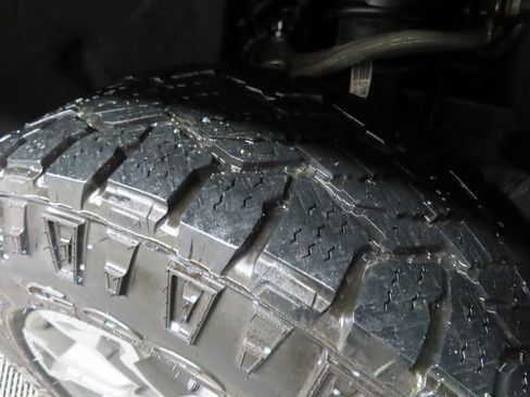 Used 2021 GMC Sierra 1500 SLE image 7