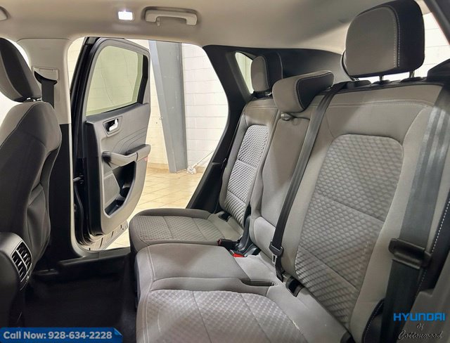 Used 2021 Ford Escape SE w/ Convenience Package FWD image 14