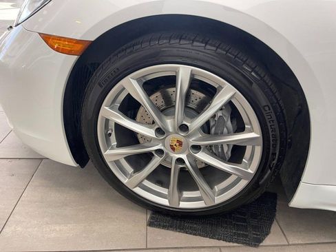 Used 2017 Porsche 718 Boxster image 7