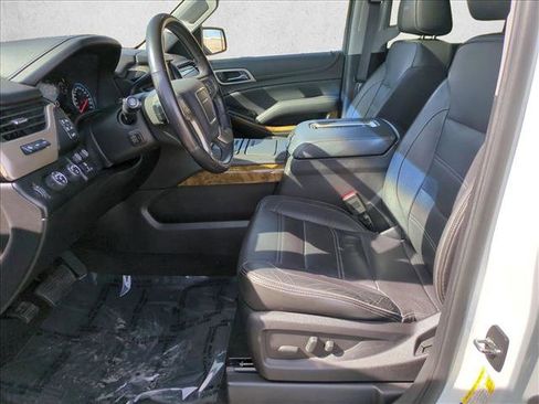 Used 2017 GMC Yukon Denali w/ Open Road Package image 17