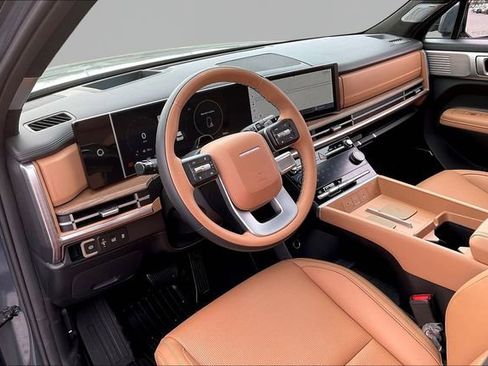 Used 2026 Hyundai Santa Fe Calligraphy image 12