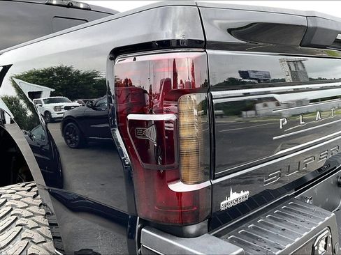 Used 2019 Ford F250 Platinum w/ Platinum Ultimate Package AWD/4WD image 26