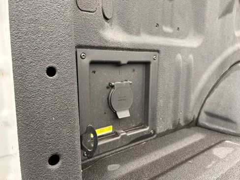 Used 2024 Ford F150 Lariat AWD/4WD image 11