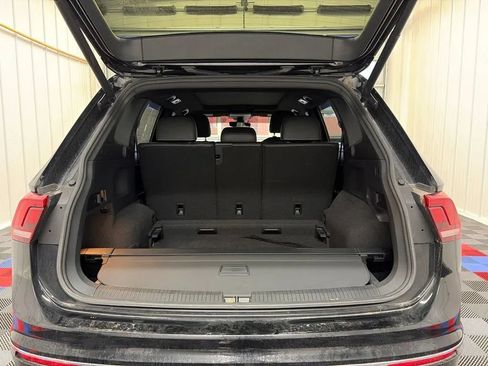 Used 2021 Volkswagen Tiguan SEL Premium R-Line AWD/4WD image 14