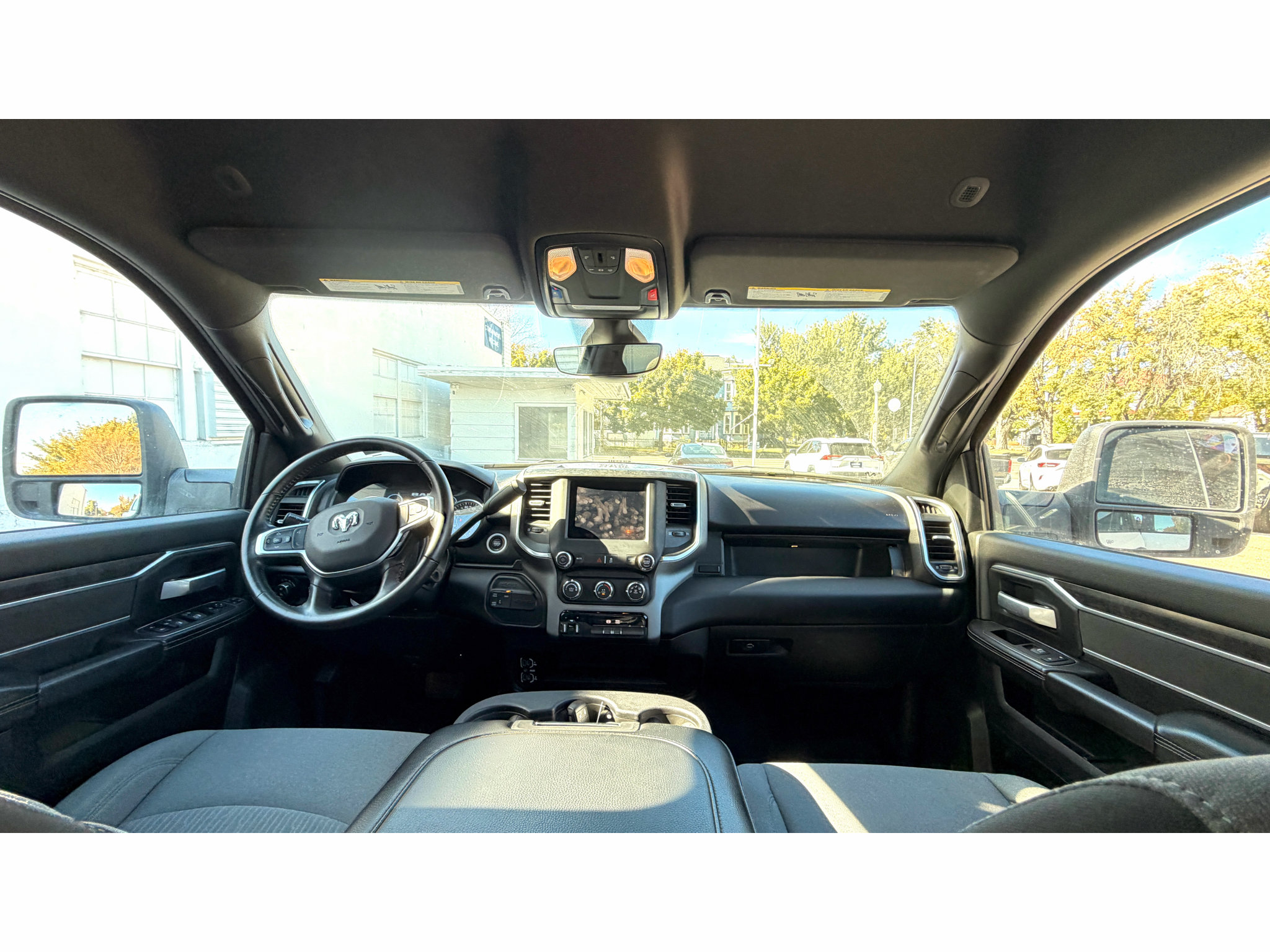 Used 2024 RAM 2500 Big Horn AWD/4WD image 12