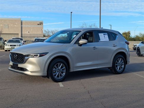Used 2024 MAZDA CX-5 AWD 2.5 S w/ Select Package image 3