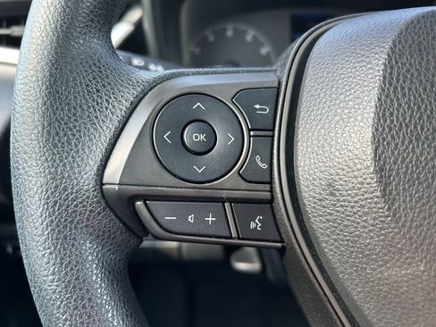 Used 2023 Toyota Corolla LE image 19