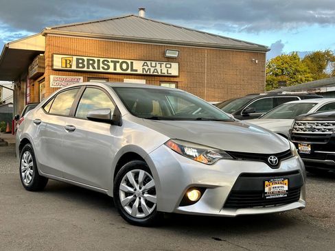 Used 2016 Toyota Corolla LE image 22