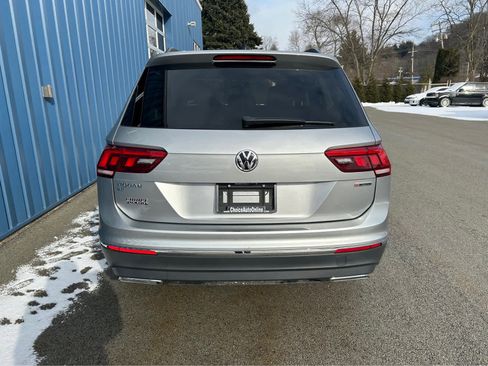 Used 2021 Volkswagen Tiguan SE image 7