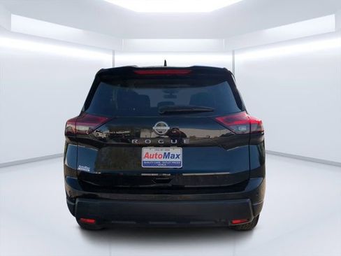 Used 2025 Nissan Rogue SV FWD image 4