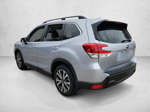 Used 2021 Subaru Forester Limited image 7