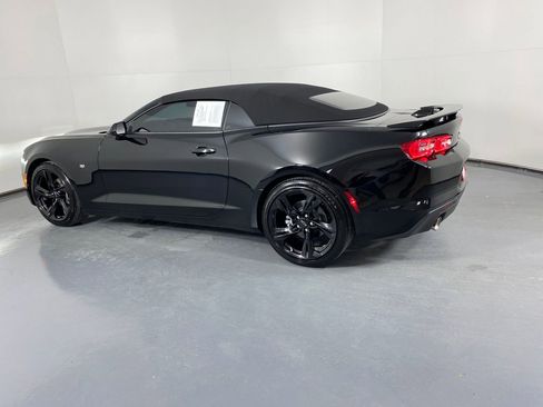 Used 2024 Chevrolet Camaro LT image 4