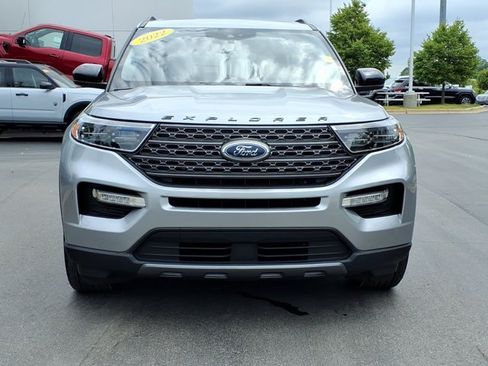Certified 2022 Ford Explorer XLT w/ Equipment Group 202A AWD/4WD image 2