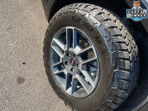 Used 2026 GMC Terrain AT4 w/ Convenience Package III AWD/4WD image 39