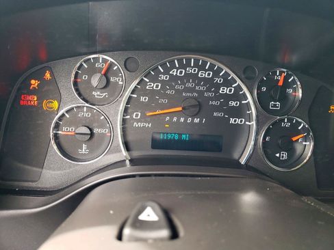 Used 2024 Chevrolet Express 3500 w/ Power Convenience Package RWD image 8