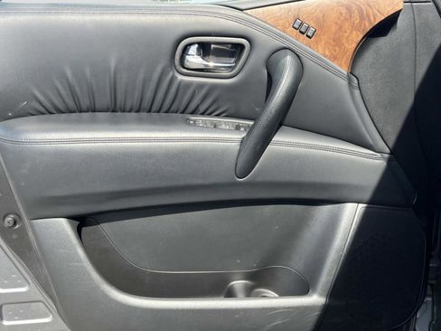 Used 2024 Nissan Armada SL image 31