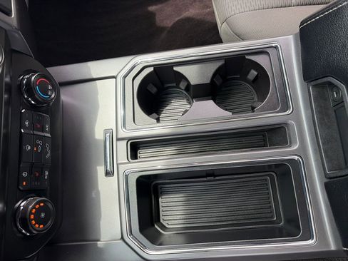 Used 2019 Ford F150 XLT w/ Equipment Group 302A Luxury AWD/4WD image 24