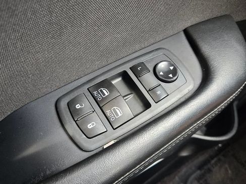 Used 2016 Dodge Challenger R/T w/ Blacktop Package RWD image 26