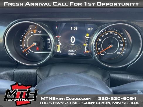 Used 2022 Jeep Wrangler Unlimited Sahara AWD/4WD image 2