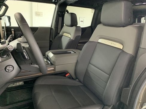 New 2025 GMC Hummer EV 2X image 14