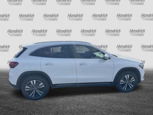 Used 2026 Mercedes-Benz GLA 250 4MATIC image 11