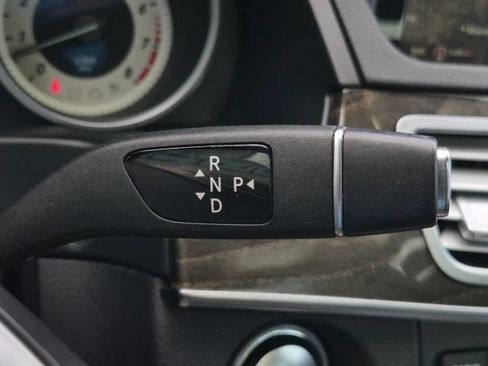 Used 2016 Mercedes-Benz E 350 Sedan image 23