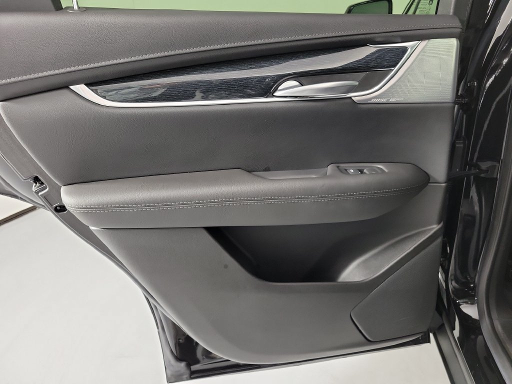 Used 2023 Cadillac XT5 Premium Luxury w/ Technology Package FWD image 14