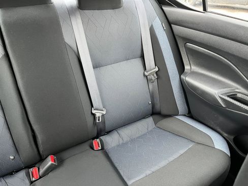 Used 2025 Nissan Versa SV FWD image 34