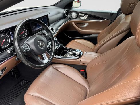Used 2017 Mercedes-Benz E 300 4MATIC image 12