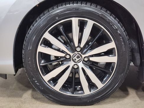 Used 2020 Honda Fit EX image 27