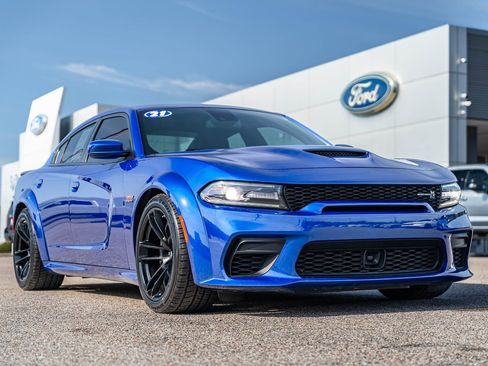 Used 2021 Dodge Charger Scat Pack image 1