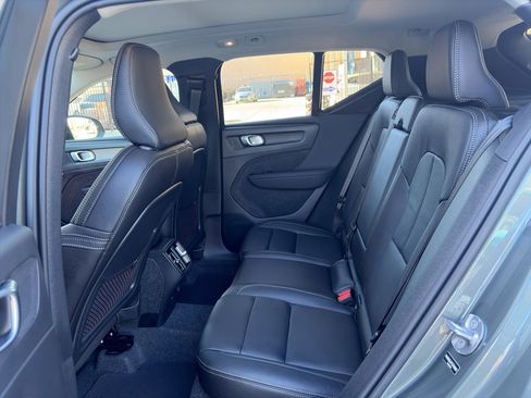 New 2026 Volvo XC40 B4 Core w/ Protection Package image 12