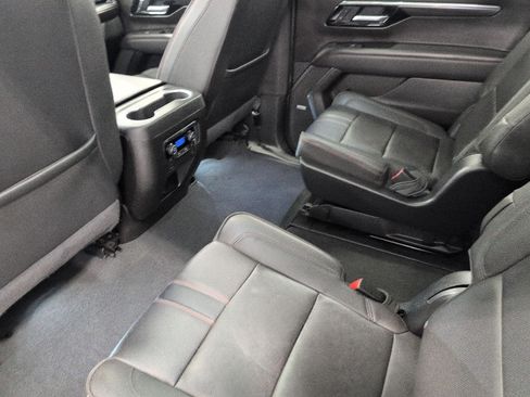 Used 2025 Chevrolet Suburban RST w/ RST Capability Package AWD/4WD image 21