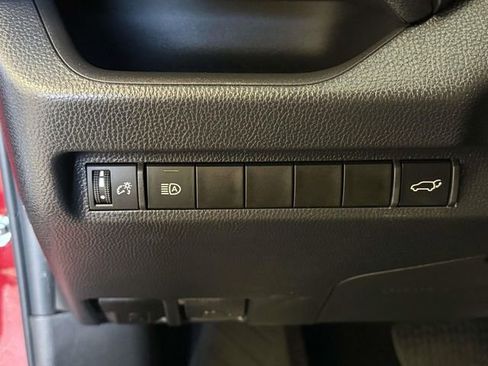 Used 2023 Toyota RAV4 XLE w/ Convenience Package image 28