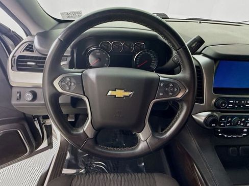 Used 2016 Chevrolet Suburban LS RWD image 13