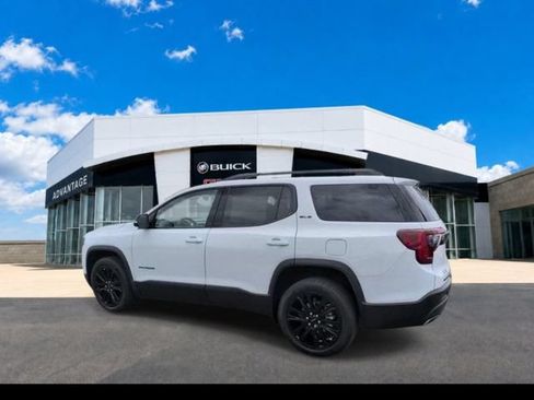 Certified 2023 GMC Acadia SLE w/ Driver Convenience Package AWD/4WD image 9