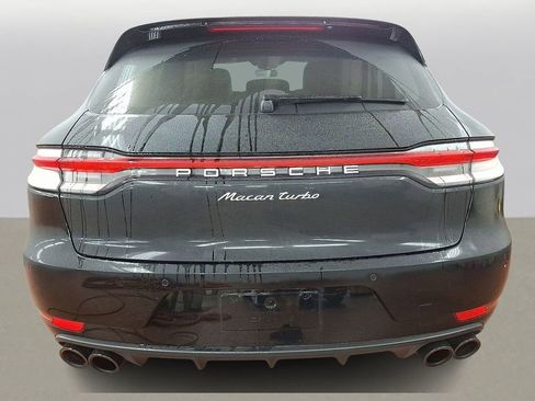 Used 2021 Porsche Macan Turbo image 4