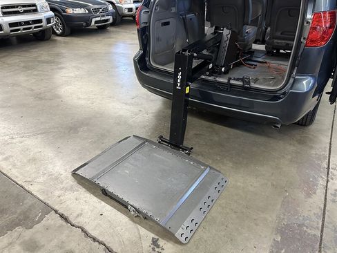 Used 2006 Toyota Sienna XLE image 15